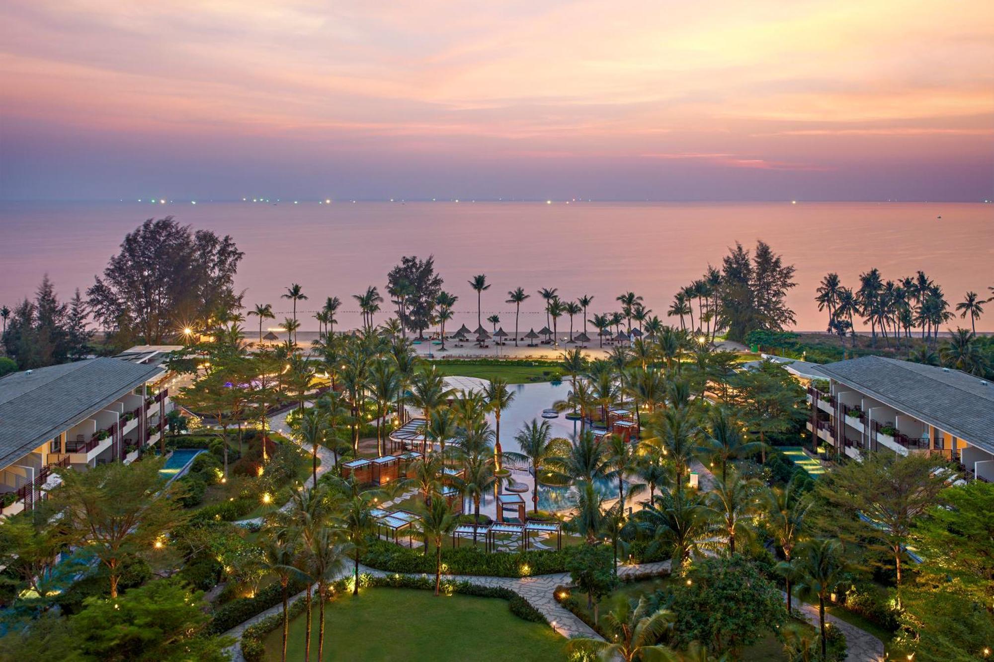 Sol By Melia Phu Quoc Hotell Exteriör bild The Royal Paradise Hotel & Spa